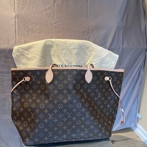 Louie Vuitton Travel bag